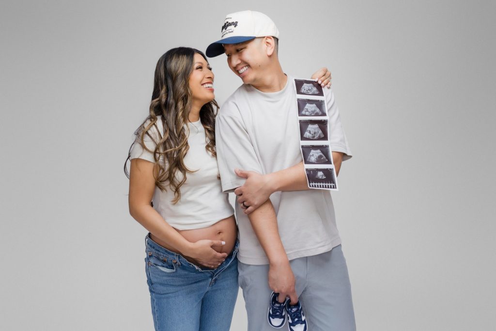 Maternity-Photography-Monrovia-Studio-Portraits-family